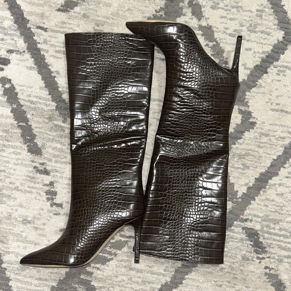 GUESS Women's Dayton Knee High Boot